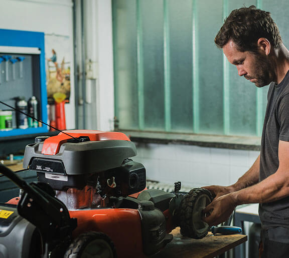 Prenez soin de vos outils. Motoculture Thierry vous propose des forfaits révision